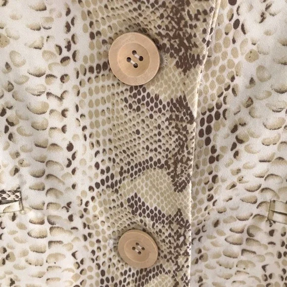 Neiman Marcus Python Print Blazer Cream/Tan Size Medium - Picture 5 of 11